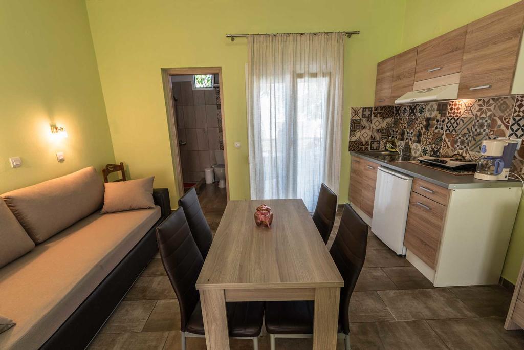 Villa Litore à Skala Potamias  Extérieur photo
